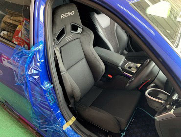 BMW�@330i�@M�X�|�[�c�@G20�i2020�N�j�@�Ɂ@RECARO�i���J���j�@SR-7�@GU100H�@BK�@�V�[�g�q�[�^�[�t���@����