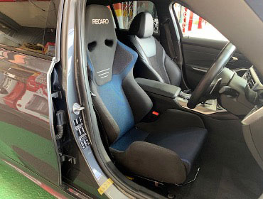 BMW�@320d�@G20�i2020�N�j�@�Ɂ@RECARO�i���J���j�@SR-6�@GK100S�@BK/�u���[�@�V�[�g�q�[�^�[�t���@����