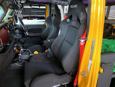 Jeep�@�����O���[�@JL�i2019�N�j�@�Ɂ@RECARO�i���J���j�@SR-6�@GK100S�@BK/BK�@���@SR-7�@GU100�@BK�@�V�[�g�q�[�^�[�t���@����
