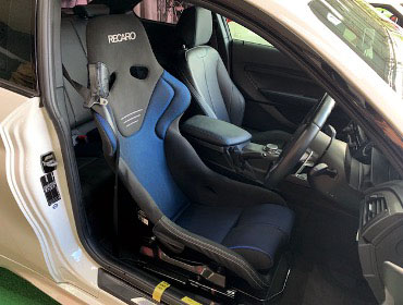 BMW�@M2�@F87�i2016�N�j�@�Ɂ@RECARO�i���J���j�@TS-G�@GK�@BK/�u���[�@�V�[�g�q�[�^�[�t���@����