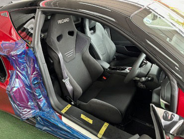 ���[�^�X�@�G�~�[���i2023�N�j�@�Ɂ@RECARO�i���J���j�@SR-6�@GK100S�@BK/BK�@����