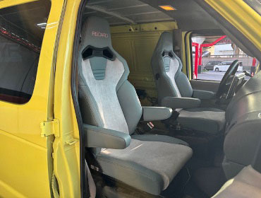 �t�H�[�h�@E150(2004�N�j�@�Ɂ@RECARO�i���J���j�@SR-C�@UT100H�@A/R�@�T�[�W�O���C�@�~4�r�@����