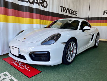 �|���V�F�@981�P�C�}���@6MT�i2015�N�j�@�Ɂ@RECARO�i���J���j�@SR-S�@UT100H�@BK�@�V�[�g�q�[�^�[�t���@����