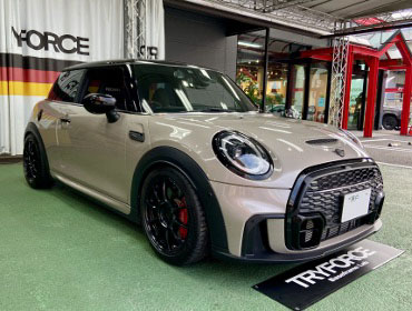 BMW�@MINI�@�W�����N�[�p�[���[�N�X�@F56�i2022�N�j�@�Ɂ@RECARO�i���J���j�@SR-S�@UT100�@BK�@����