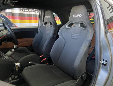 ABARTH�@595�@ABA-31214T�i2020�N�j�@�Ɂ@RECARO�i���J���j�@SR-S�@BK100�@BK/BK�@���@SR-C�@BK100�@BK/BK�@����