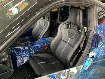 �|���V�F911�@992GT3RS�@�Ɂ@RECARO�i���J���j�@�N���X�X�|�[�c�X�^�[LL210H�@BK�@�~���E�@����