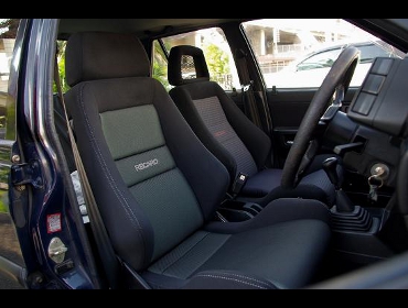 RECARO�i���J���V�[�g�j�@ISUZU�@�W�F�~�j�@JT190��RECARO�i���J���j�@LX-VS SK100 BK/SIL�@����