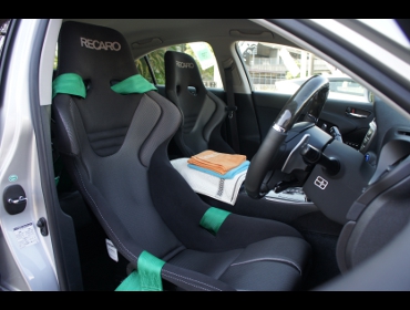 RECARO�i���J���V�[�g�j�@���N�T�X�@IS350�Ƀ��J���@TS-G SK2 BK/SIL�@�~2�r�@����