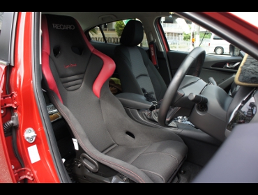 RECARO�i���J���V�[�g�j�@MAZDA�@�A�N�Z���@BM5FP�Ƀ��J���@����@RS-G �X�[�p�[�V���^���NNU�@����