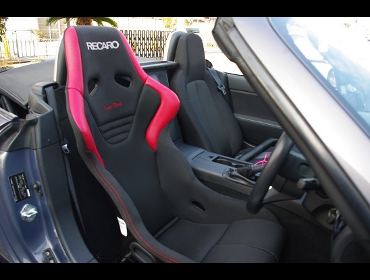 RECARO�i���J���V�[�g�j�@MAZDA�@���[�h�X�^�[�@NCEC�Ƀ��J���@����RS-G �X�[�p�[�V���^���NNU�@����