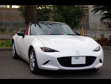 MAZDA�@���[�h�X�^�[�@ND��RECARO�i���J���j�V�[�g����