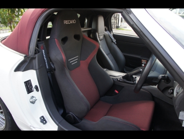 RECARO�i���J���V�[�g�j�@MAZDA�@���[�h�X�^�[�@NCEC�Ƀ��J���@SR-6 GK100S H �V�[�g�q�[�^�[�t���@BK/RED�@����