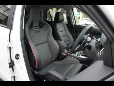 RECARO�i���J���V�[�g�j�@MAZDA�@CX-5�Ƀ��J���@�X�|�[�c�X�^�[LL100H ���U�[SE�@BK���U�[�@RED�X�e�b�`�iRED/BL���C���jK�@����