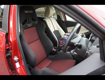 RECARO�i���J���V�[�g�j�@MAZDA�@�f�~�I�@DJ3FS�Ƀ��J���@SR-7�@GK100�@BK/RED�@����