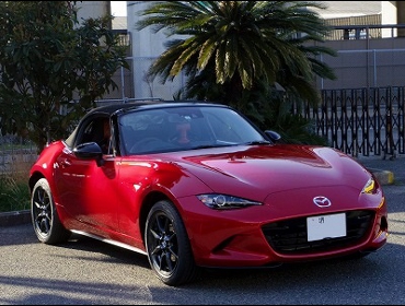 MAZDA�@ND���[�h�X�^�[��RECARO�i���J���j�V�[�g����