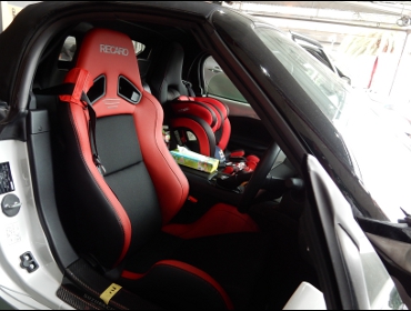 RECARO�i���J���V�[�g�j�@MAZDA�@���[�h�X�^�[�@NRA�@ND5RC�Ƀ��J���@New�@SR-7�@Lassic RED���U�[�@����
