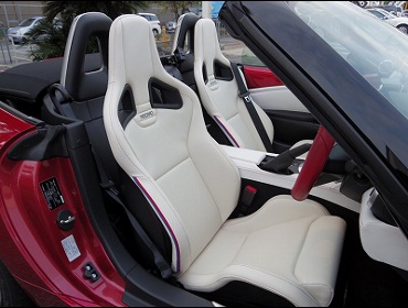 RECARO�i���J���V�[�g�j�@MAZDA�@���[�h�X�^�[�@ND5RC�Ƀ��J���@�X�|�[�c�X�^�[LL100H���U�[SE�@�z���C�g���U�[�@RED�X�e�b�`�iRED/BL���C���j�@�~2�r�@����
