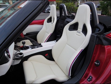 RECARO�i���J���V�[�g�j�@MAZDA�@���[�h�X�^�[�@ND5RC�Ƀ��J���@�X�|�[�c�X�^�[LL100H���U�[SE�@�z���C�g���U�[�@RED�X�e�b�`�iRED/BL���C���j�@�~2�r�@����