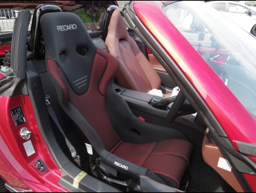 RECARO�i���J���V�[�g�j�@MAZDA�@���[�h�X�^�[�@RF�@NDERC�@�Ɂ@���J���@RS-G�@GK�@�V�[�g�q�[�^�[�t���@BK/RED�i�V�[�g�o�b�N�o�[�J�o�[�@�s�A�mBK��BOSE�X�s�[�J�[�j�@����