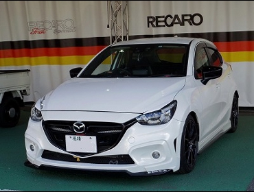 MAZDA�@�f�~�I�@DJ5FS�@�Ɂ@RECARO�i���J���j�V�[�g����