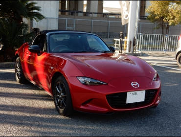 MAZDA�@���[�h�X�^�[�@ND5RC�@�Ɂ@RECARO�i���J���j�V�[�g����