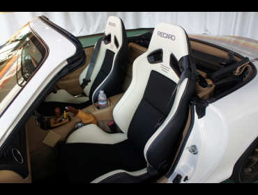 RECARO�i���J���V�[�g�j�@MAZDA�@���[�h�X�^�[�@NB8C�@1999�N�@�Ɂ@���J���@SR-7�@Lassic�@�����U�[�@�~2�r�@����