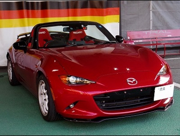 MAZDA�@���[�h�X�^�[�@ND5RC�i2016�N�j�@�Ɂ@RECARO�i���J���j�@RS-GS�@RED�@�~2�r�@����