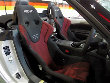 MAZDA�@���[�h�X�^�[�@ND�@�Ɂ@RECARO�i���J���j�@RS-G�@GK�@BK/RED�@�~2�r�@����