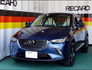 MAZDA�@CX-3�@DK5�@�Ɂ@RECARO�i���J���j�V�[�g����