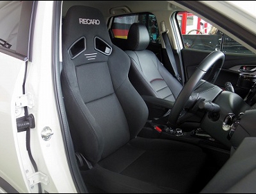 RECARO�i���J���V�[�g�j�@MAZDA�@CX-3�@2017�N�@�Ɂ@RECARO�i���J���j�@SR-7F�@GK100�@BK/BK�@����