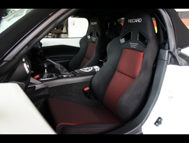 MAZDA�@���[�h�X�^�[�@ND�@�Ɂ@RECARO�i���J���j�@SR-7�@GK100�@BK/RED�@���@SR-7F�@GK100�@BK/RED�@����