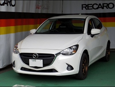 MAZDA�@�f�~�I�@DJLFS�@�Ɂ@RECARO�i���J���j�V�[�g����