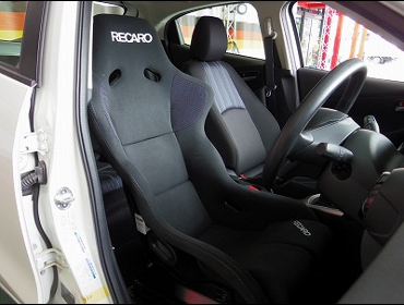 MAZDA�@�f�~�I�@DJLFS�@�Ɂ@RECARO�i���J���j�@SP-G�VKK�@����