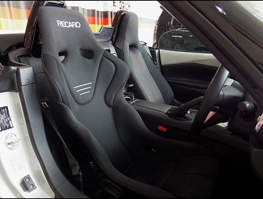 RECARO�i���J���V�[�g�j�@MAZDA�@���[�h�X�^�[�@ND5RC�i2017�N�j�@�Ɂ@���J���@RS-G�@GK�@BK/BK�@���@�V�[�g�o�b�N�o�[�J�o�[�@�s�A�mBK/BOSE�X�s�[�J�[�@����