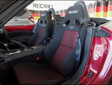 MAZDA�@���[�h�X�^�[�@ND�i2015�N�j�@�Ɂ@RECARO�i���J���j�@�@SR-7F�@GK100�@BK/RED�@�~2�r�@����