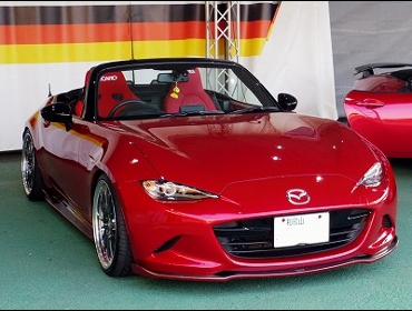 MAZDA�@���[�h�X�^�[�@ND5RC�i2017�N�j�@�Ɂ@RECARO�i���J���j�@RS-GS�@����