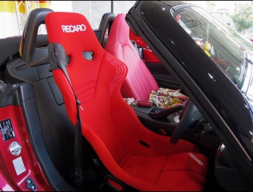 MAZDA�@���[�h�X�^�[�@ND5RC�i2017�N�j�@�Ɂ@RECARO�i���J���j�@RS-GS�@����
