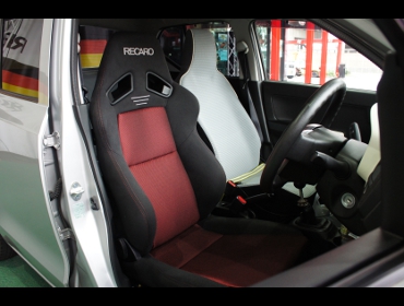 MAZDA�@�L�������@HB36S�i2017�N�j�@�Ɂ@RECARO�i���J���j�@SR-7F�@GK100�@BK/RED�@����