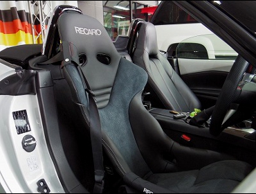 MAZDA�@���[�h�X�^�[�@ND�i2015�N�j�@�Ɂ@RECARO�i���J���j�@RS-G�@CL�@�V�[�g�q�[�^�[�t���@���@�X�s�[�J�[�J�o�[�@�s�A�mBK�@����