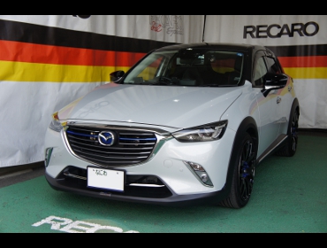 MAZDA�@CX-3�@�Ɂ@RECARO�i���J���j�@SR-7�@���V�b�N�@BK�@����