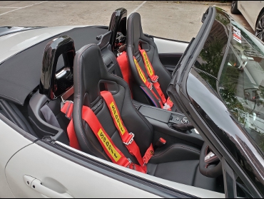 RECARO�i���J���V�[�g�j�@MAZDA�@MX5�i���[�h�X�^�[�@ND�j�@�Ɂ@RECARO�i���J���j�@�X�|�[�c�X�^�[LL100H�@���U�[SE�@BK���U�[�@�~���E�@����