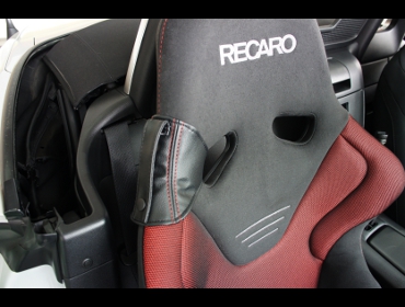 RECARO�i���J���V�[�g�j�@MAZDA�@���[�h�X�^�[�@ND5RC�i2015�N�j�@�Ɂ@RECARO�i���J���j�@RS-G�@GK�@BK/RED�@����