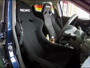 MAZDA�@�f�~�I�@DJ5FS�i2015�N�j�@�Ɂ@RECARO�i���J���j�@SP-G�@�|�[���|�W�V�����@���@SR-7F�@����