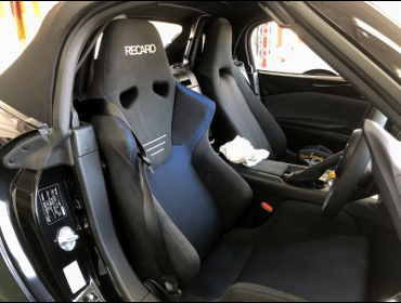 MAZDA�@���[�h�X�^�[�@ND5RC�@�Ɂ@RECARO�i���J���j�@SR-6�@GK100S�@BK/BL�@�V�[�g�q�[�^�[�t���@����