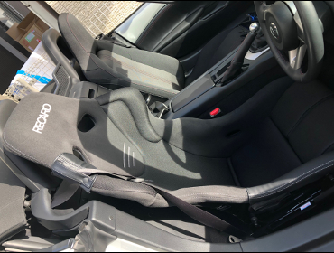 MAZDA�@���[�h�X�^�[�@ND�@�Ɂ@RECARO�i���J���j�@RS-G�@GK�@BK/BK�@����