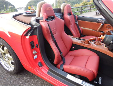 MAZDA�@���[�h�X�^�[�@NCEC�@�Ɂ@RECARO�i���J���j�@�X�|�[�cJC���U�[SE�@���b�h�@�~���E�@����