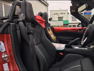 MAZDA�@���[�h�X�^�[�@ND�@�Ɂ@RECARO�i���J���j�@�X�|�[�c�X�^�[LL210H�@BK�@����