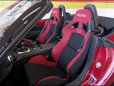 MAZDA�@���[�h�X�^�[�@ND�i2015�N�j�@�Ɂ@RECARO�i���J���j�@SR-7�@GU100H�@RED�@�V�[�g�q�[�^�[�t���@�~���E�@����