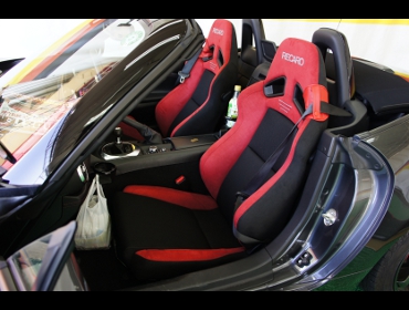 MAZDA�@���[�h�X�^�[�@ND5RC�i2017�N�j�@�Ɂ@RECARO�i���J���j�@SR-7�@GU100H�@RED�@�V�[�g�q�[�^�[�t���@���@SR-7F�@GU100H�@RED�@�V�[�g�q�[�^�[�t���@����