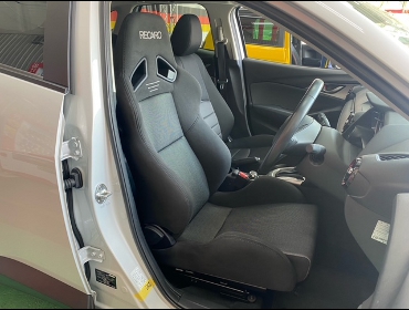 MAZDA�@CX-3�@DK5F�@�Ɂ@RECARO�i���J���j�@SR-7�@GK100�@BK/SIL�@����